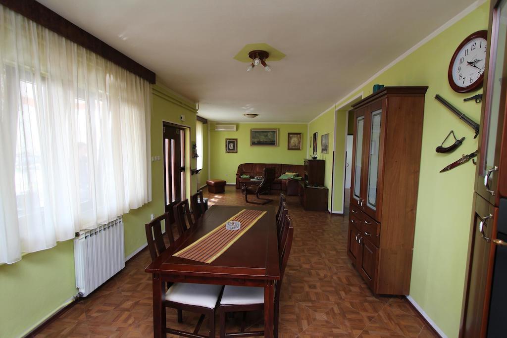Apartment Ari Ровин Стая снимка